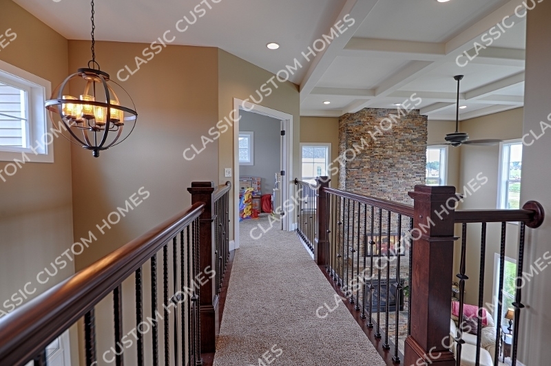 Cerdena - Upper Hallway