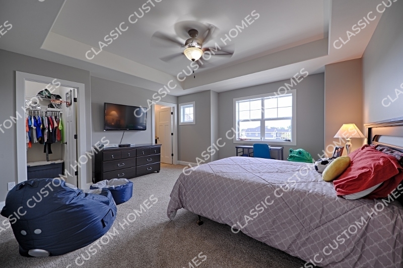 Cerdena - Upper Bedroom 2