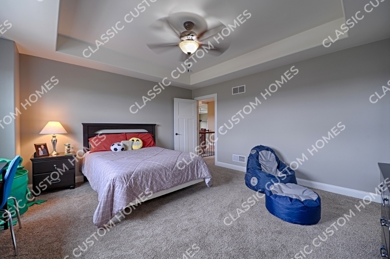 Cerdena - Upper Bedroom 2