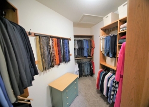 Davies - Master Walk-In Closet