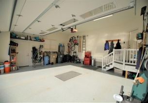 Davies - Garage