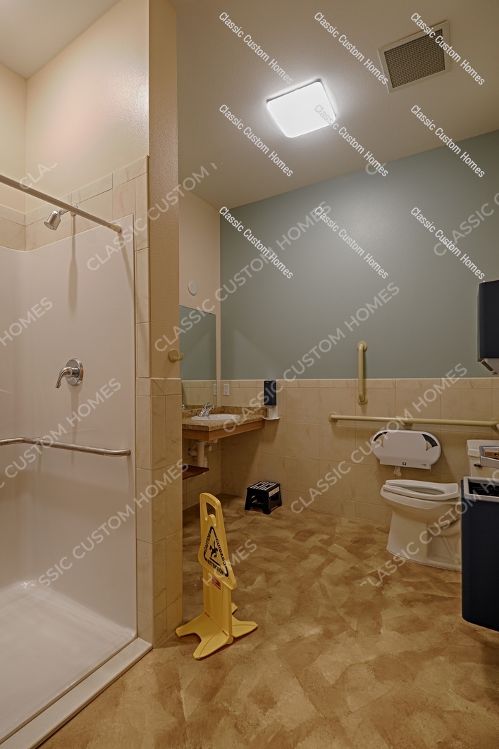 FAMILY BATH - LITTLE STROKES RV2 S
