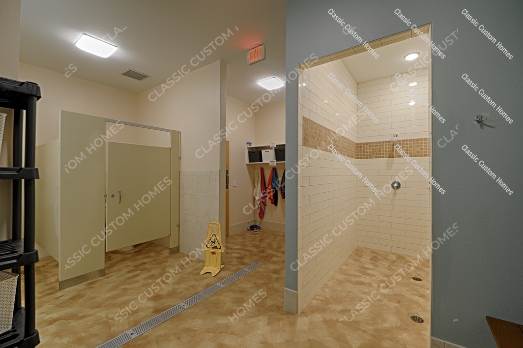 MENS BATH 2 - LITTLE STROKES RV2 S MENS BATH 2 - LITTLE STROKES RV2 S