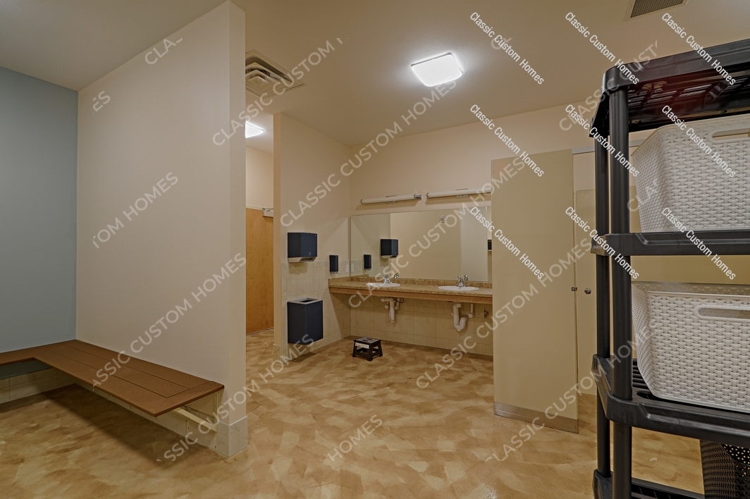 WOMENS BAHT 4 - LITTLE STROKES RV2 S WOMENS BAHT 4 - LITTLE STROKES RV2 S