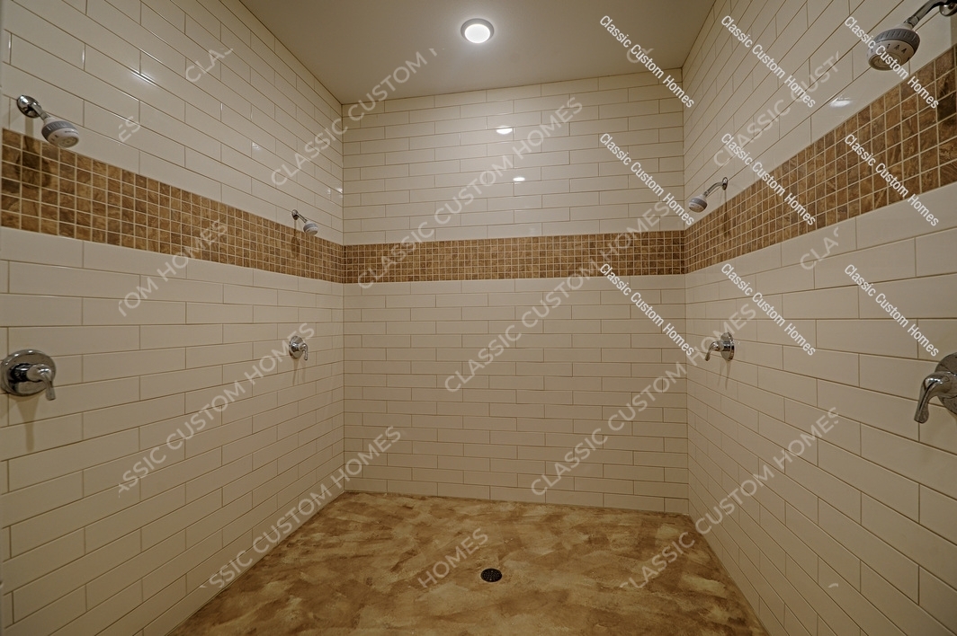 WOMENS BATH 3 - LITTLE STROKES RV2 S WOMENS BATH 3 - LITTLE STROKES RV2 S