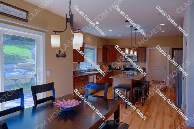 DINING-RAUBER S