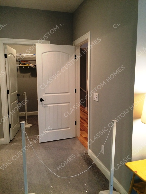 Rood - Master Bedroom