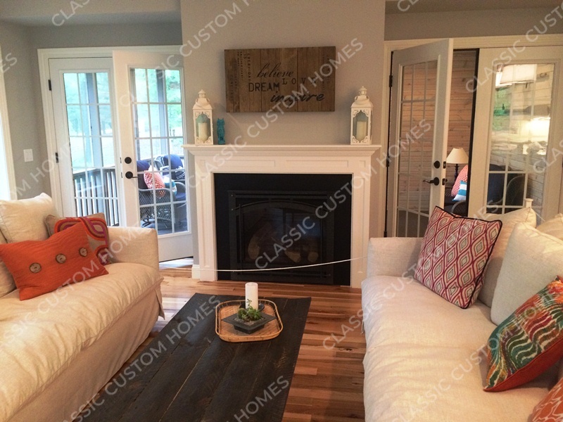 Rood - Great Room